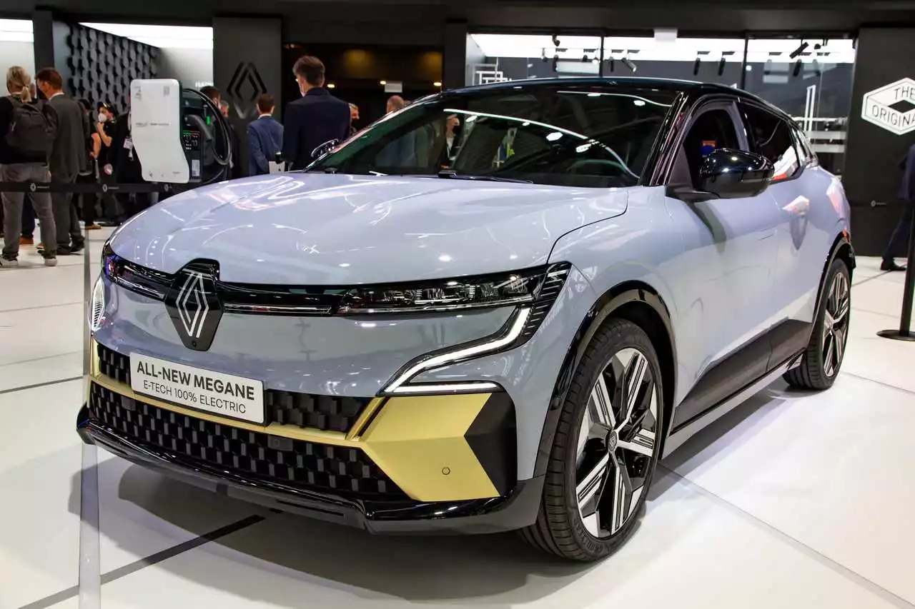 elektrikli-megane-e-tech